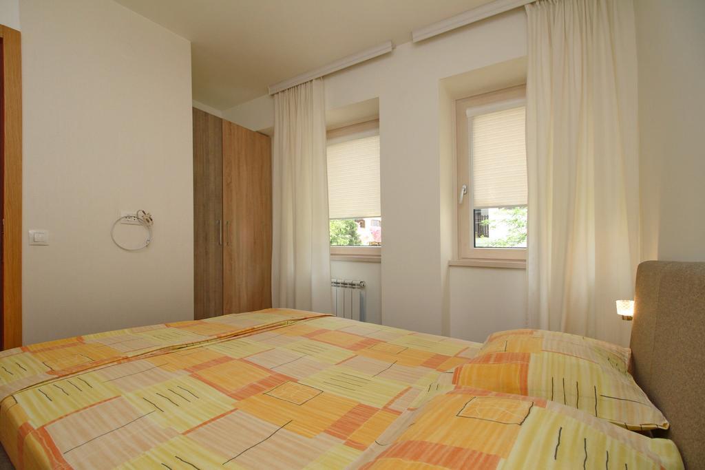 Lux Apartment Lazarevic Zlatibor Buitenkant foto