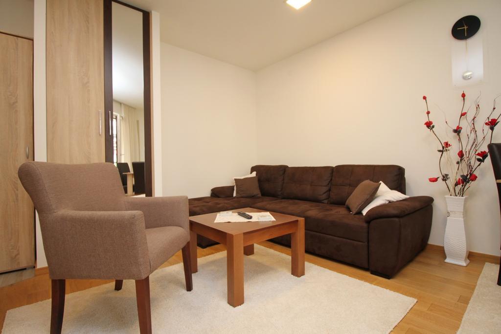 Lux Apartment Lazarevic Zlatibor Buitenkant foto