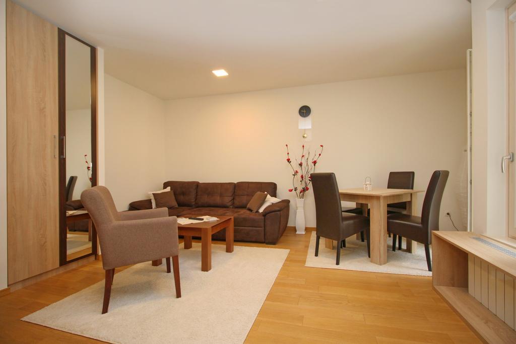 Lux Apartment Lazarevic Zlatibor Buitenkant foto